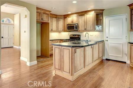 29475 Castle Rd - Photo 5 of 8