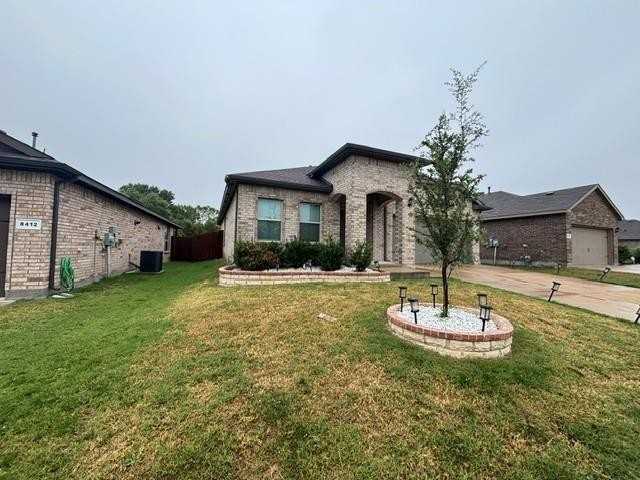 8408 Wildwest Dr - Photo 2 of 4
