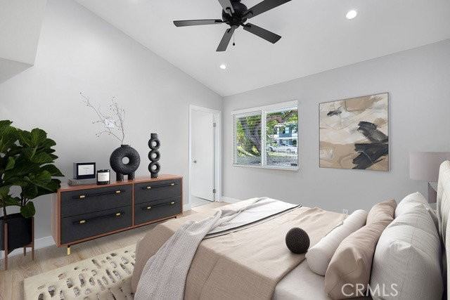 5794 Fairhaven Ave - Photo 6 of 8