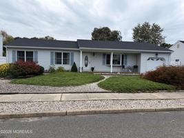 featured image of 413 Earl Dr