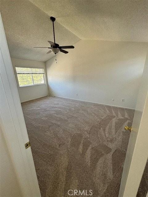 21730 Merridy St - Photo 3 of 8