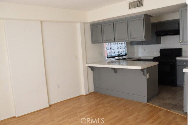 14656 Novice St - Photo 4 of 8
