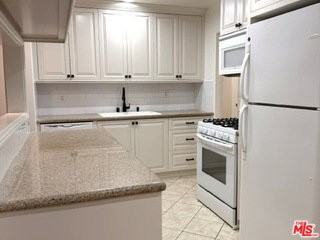 6313 Bluebell Ave - Photo 5 of 8