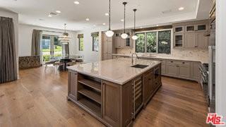 14806 Sutton St - Photo 5 of 8