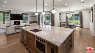 14806 Sutton St - Photo 6 of 8