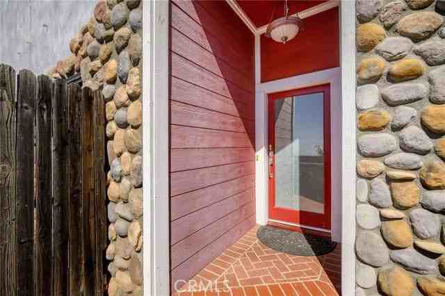 5809 Irving Ave #2nd - Photo 3 of 8