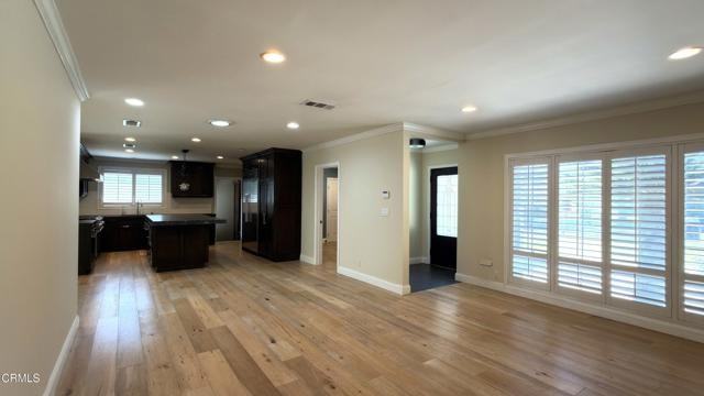 2322 Ivyland Ave - Photo 5 of 8