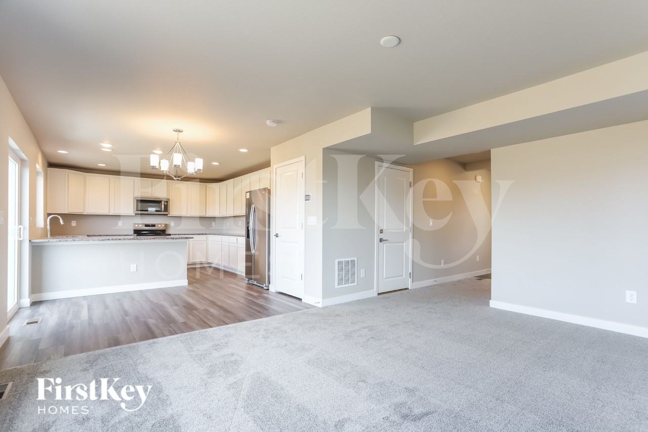 10575 Horton Dr - Photo 3 of 15