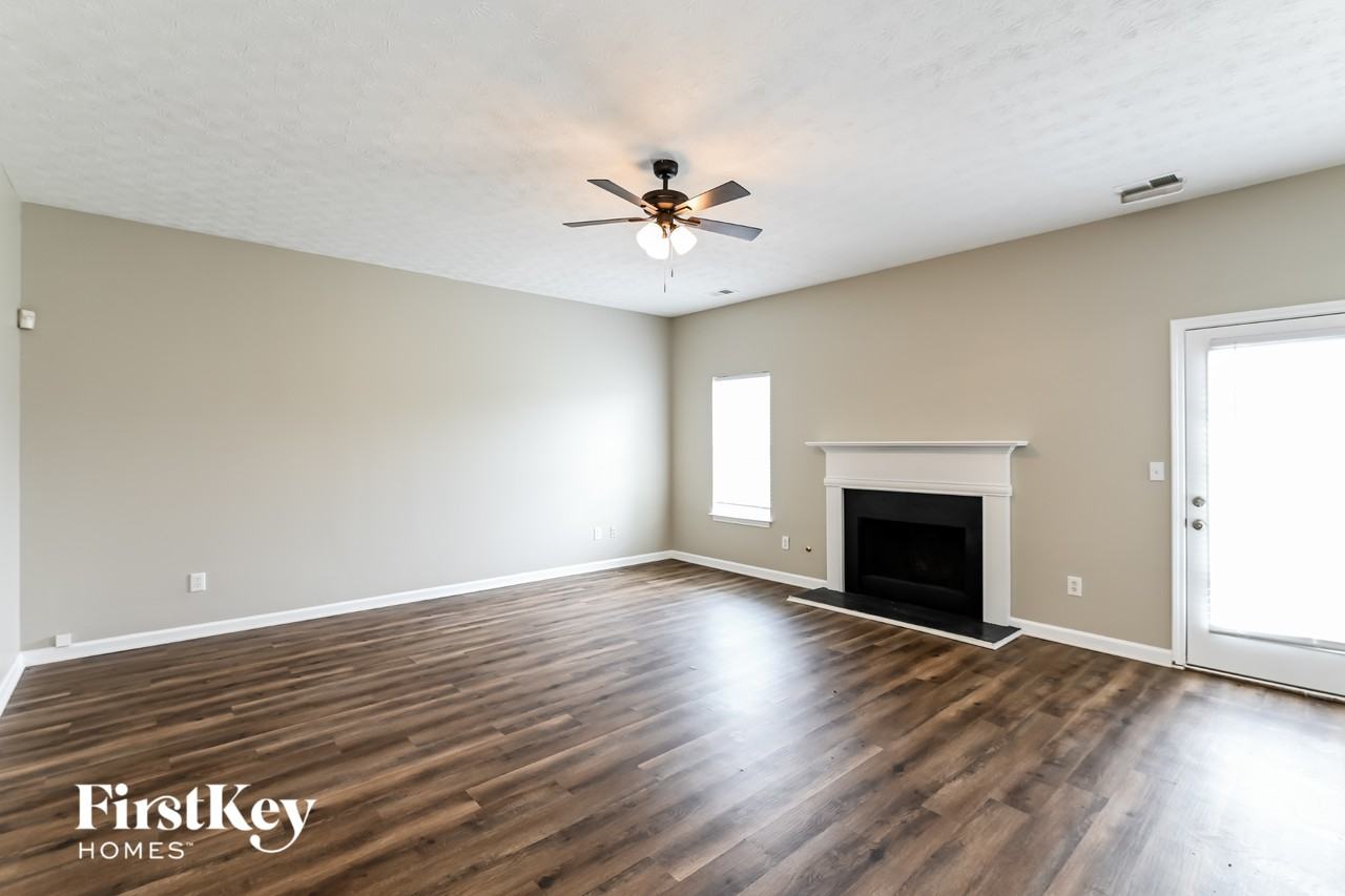 4274 Leslie Lee Cir - Photo 6 of 15