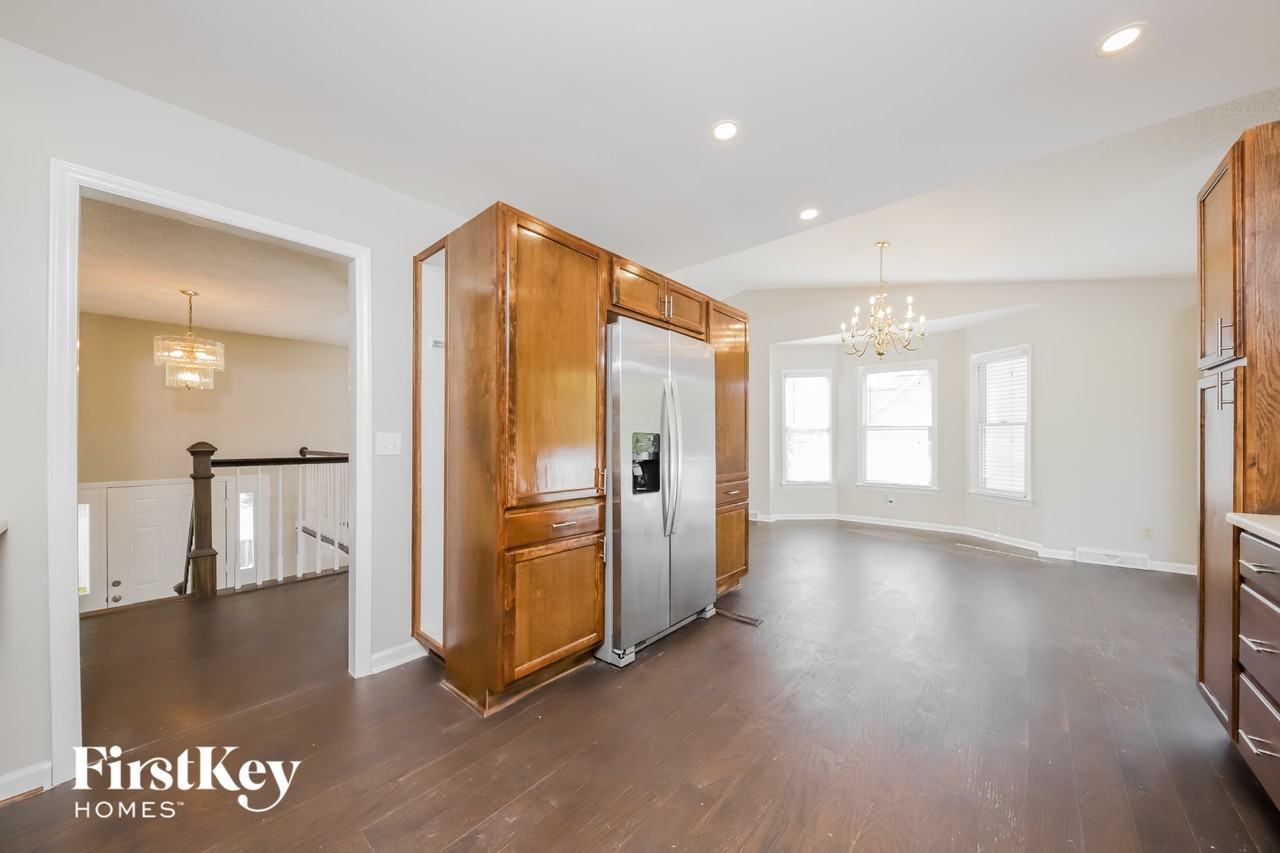 1412 Santolina Ln - Photo 6 of 15