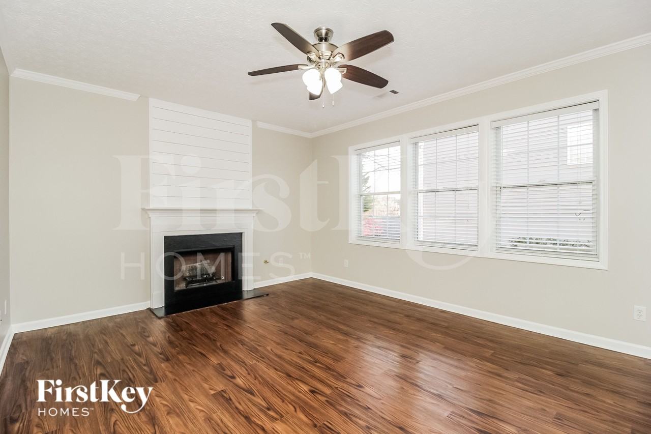 400 Cobalt Valley Ln - Photo 3 of 16