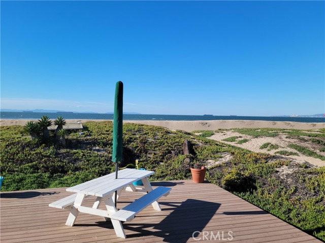 16693 S Pacific Ave - Photo 2 of 8