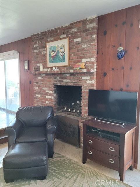 16693 S Pacific Ave - Photo 6 of 8