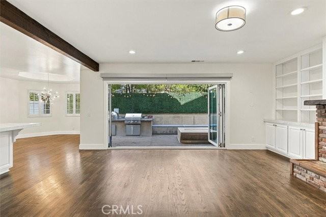 2813 Oak Ave - Photo 4 of 8