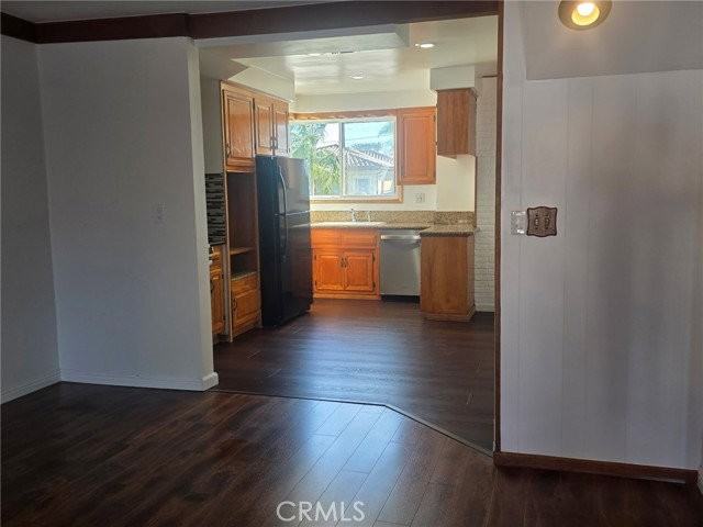 7415 Dinsdale St - Photo 6 of 8