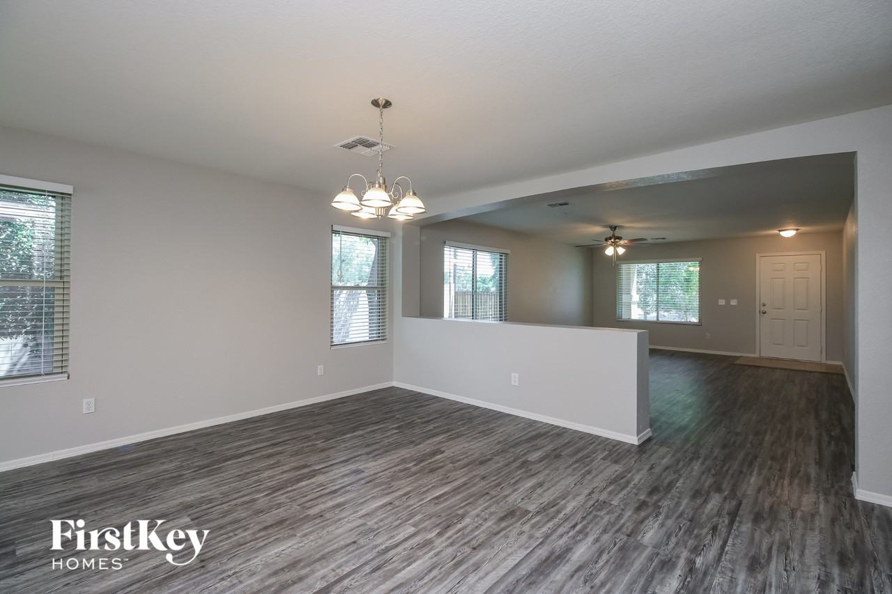 2754 W San Carlos Ln - Photo 5 of 15