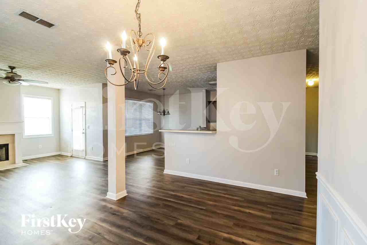 779 Clairidge Elm Trl - Photo 4 of 13