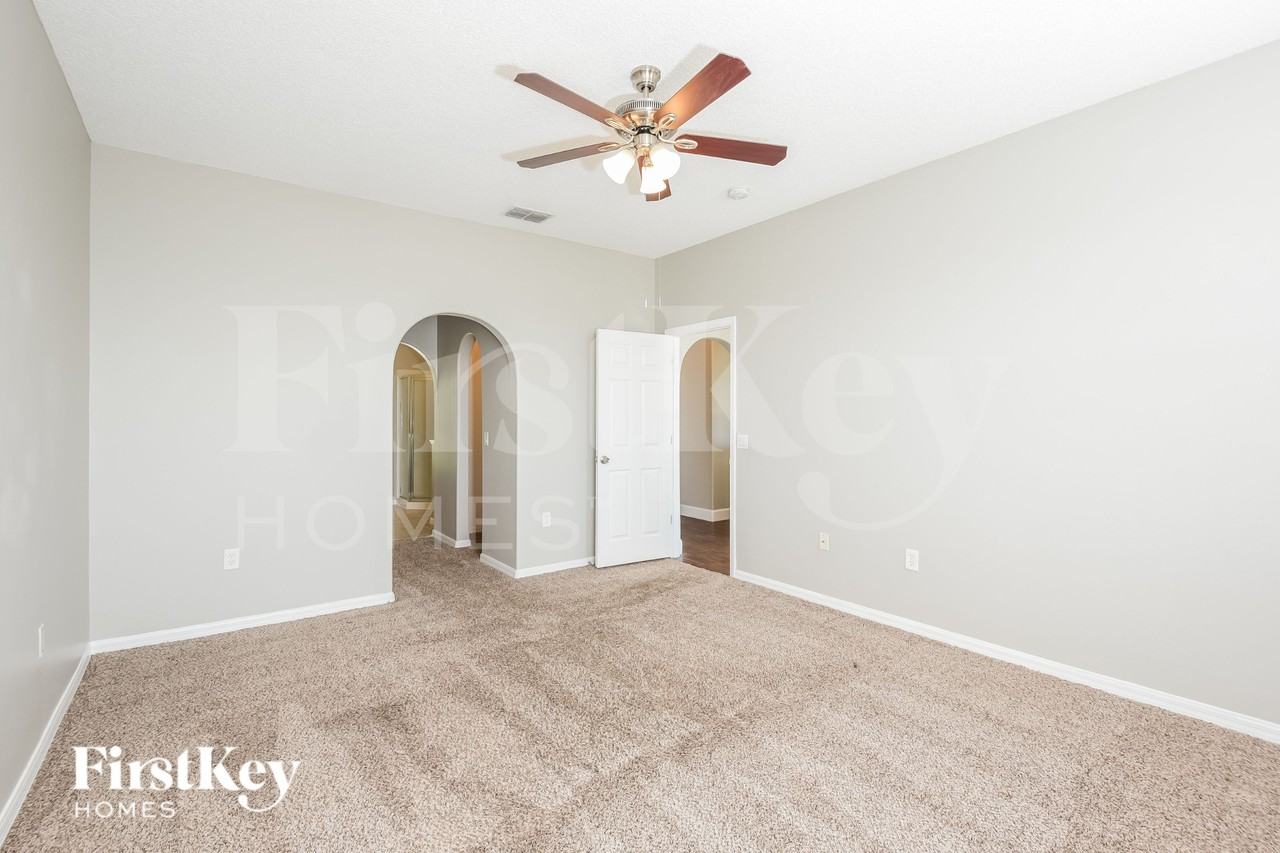 10663 Fairhaven Way - Photo 6 of 17