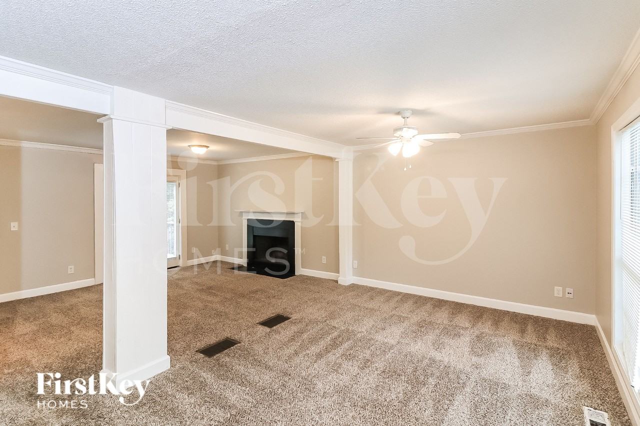 4442 Whitt Mill Rd Nw - Photo 3 of 16