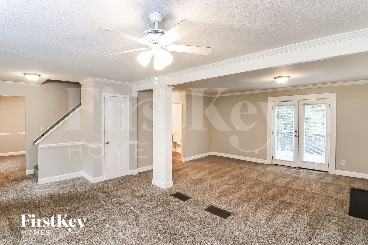4442 Whitt Mill Rd Nw - Photo 4 of 16