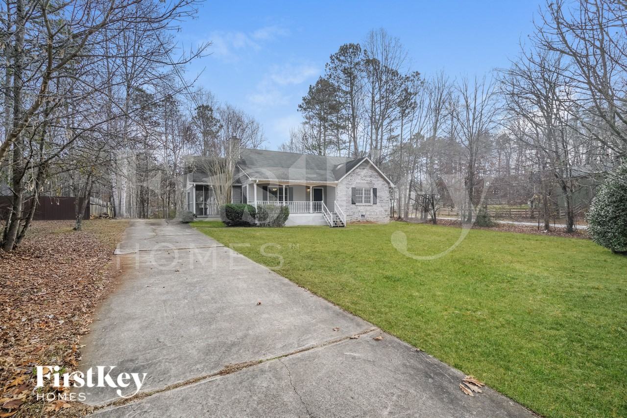 273 Hollis Cir - Photo 2 of 16