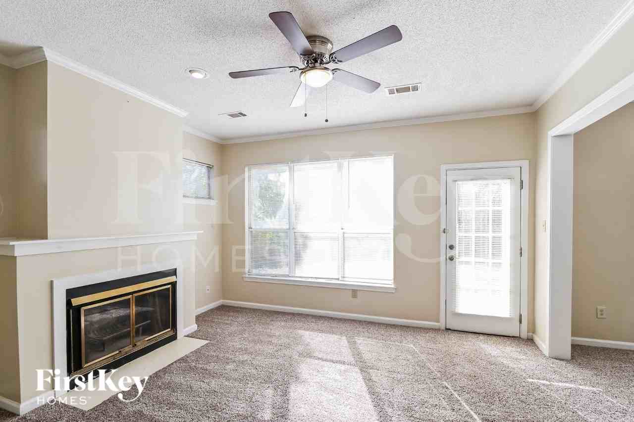 8141 Walnut Valley Cv - Photo 2 of 16
