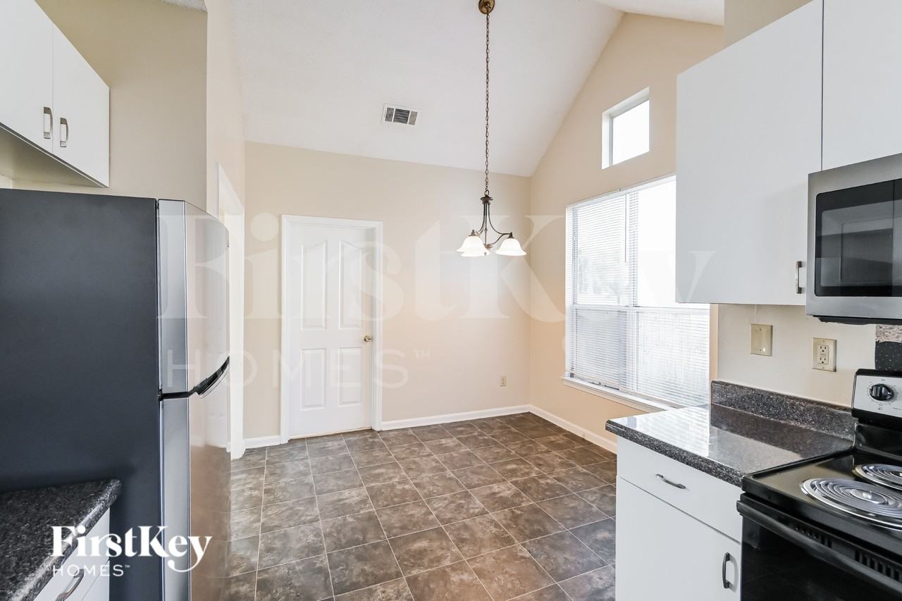 8141 Walnut Valley Cv - Photo 7 of 16
