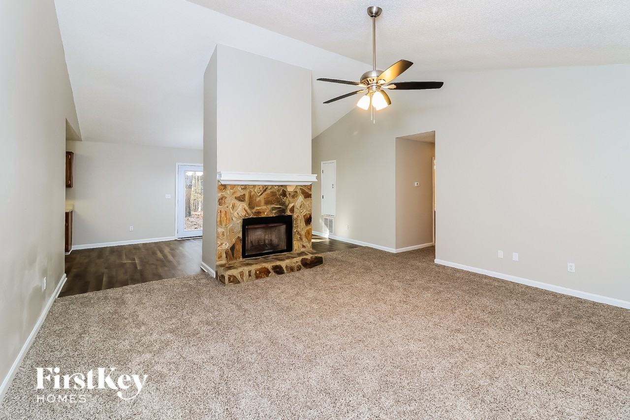5461 Quarters Way - Photo 4 of 15