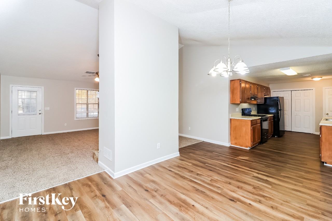 5461 Quarters Way - Photo 6 of 15