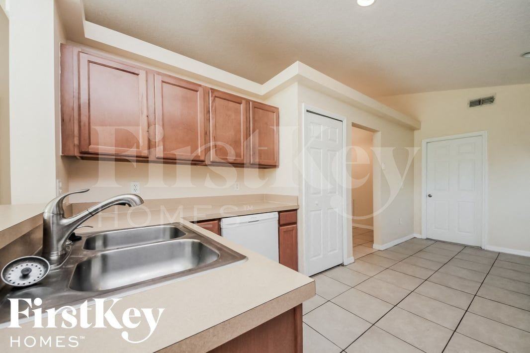 4033 Sunny Day Way - Photo 6 of 15