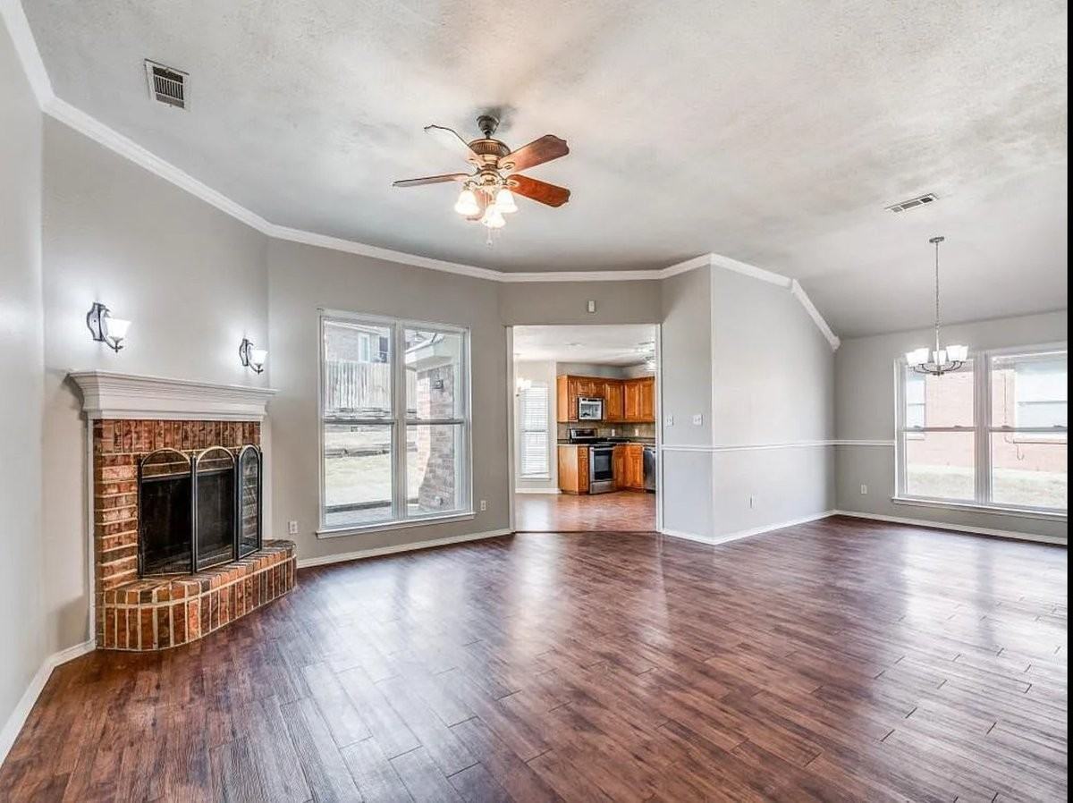 942 Jacobs Crossing Ct - Photo 3 of 13