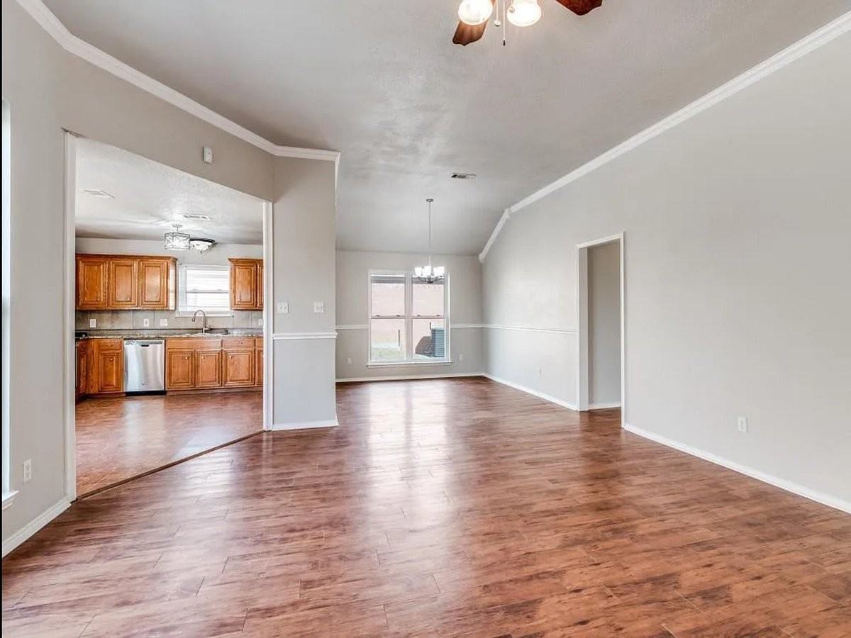 942 Jacobs Crossing Ct - Photo 5 of 13