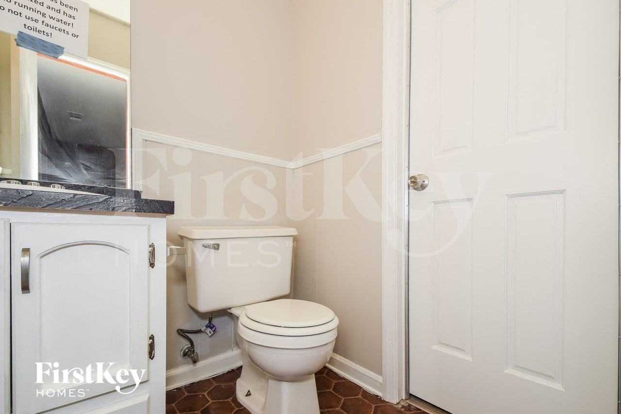 1220 Westridge Ln - Photo 7 of 15