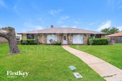 1021 Shadywood Ln - Photo 1 of 1