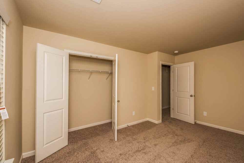 252 Stillwood Dr - Photo 7 of 13