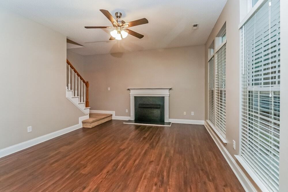 7224 Rock Island Rd - Photo 5 of 17