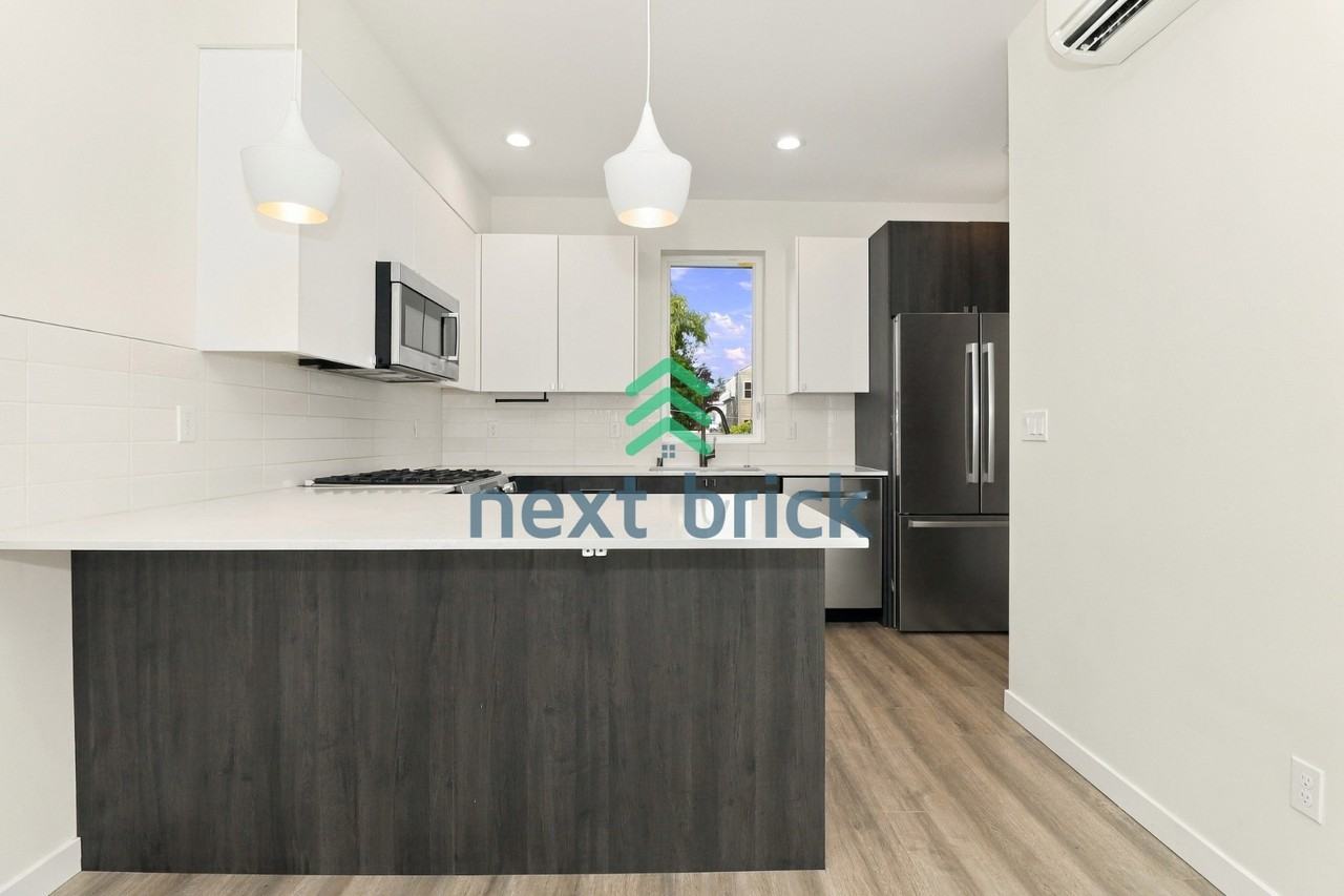 2308 W Newton St - Photo 7 of 28