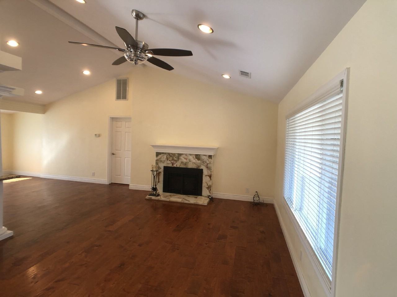 3180 Dorcich St - Photo 4 of 17