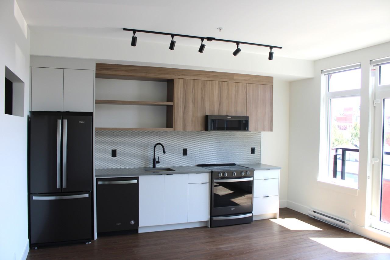 515 Chatham Street #422 - Photo 4 of 24