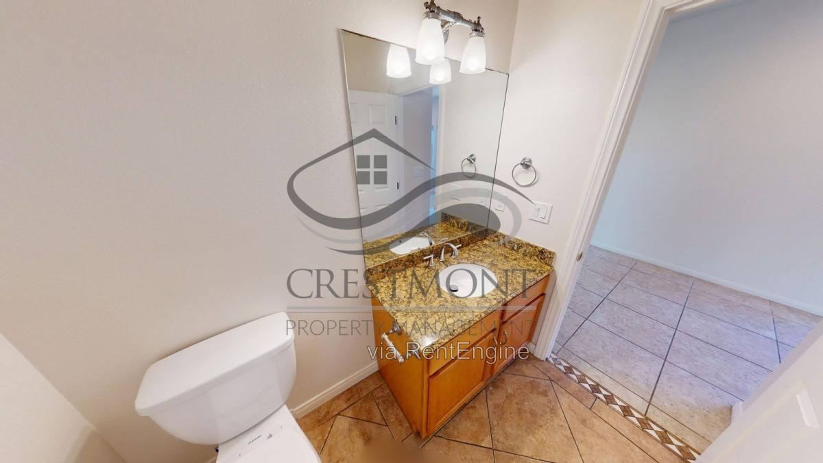 256 Elm Ave - Photo 7 of 20