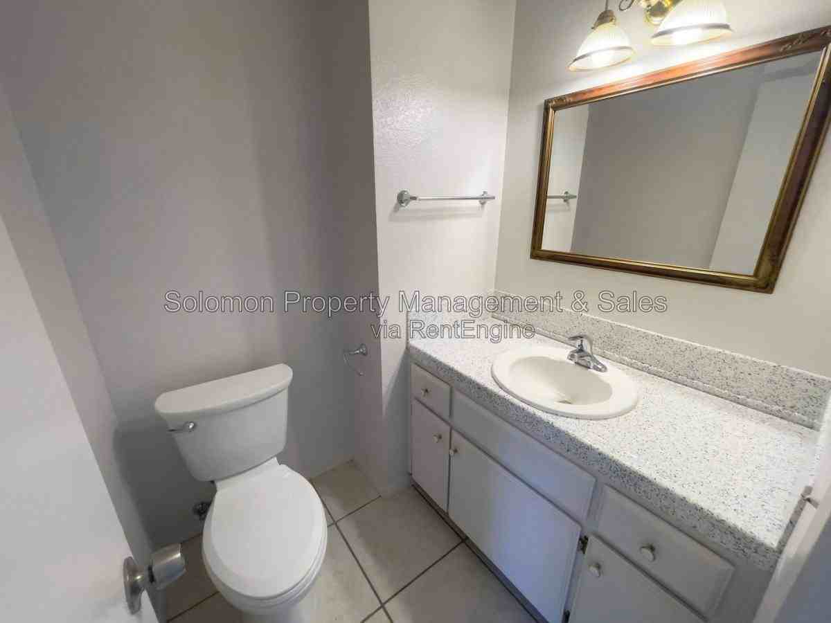 1188 Nardo Rd - Photo 6 of 20