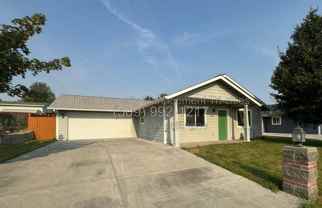 612 S Wyoming St - Photo 1 of 1