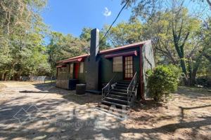 featured image of 1300 8th Ave