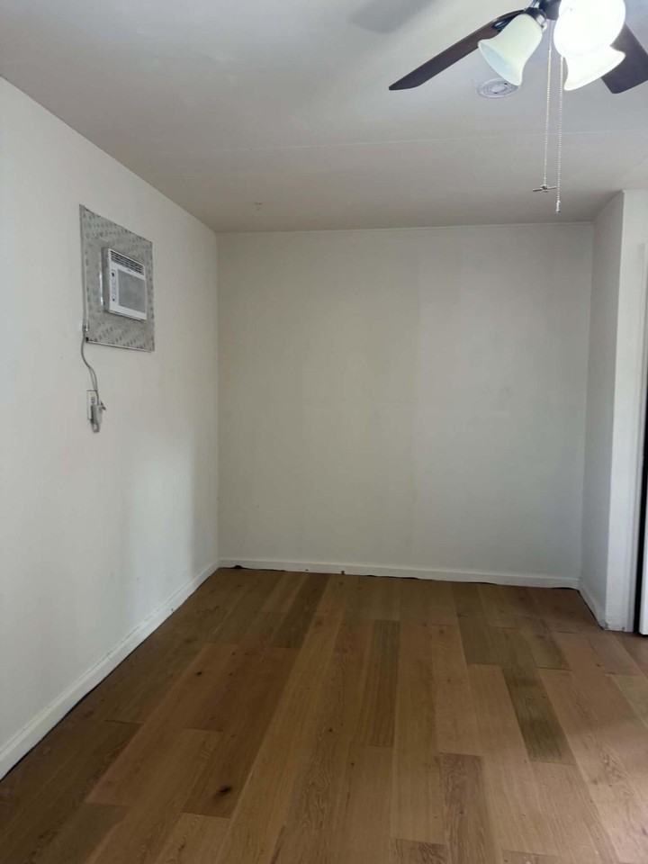 429 Ardmore Rd #B - Photo 3 of 10