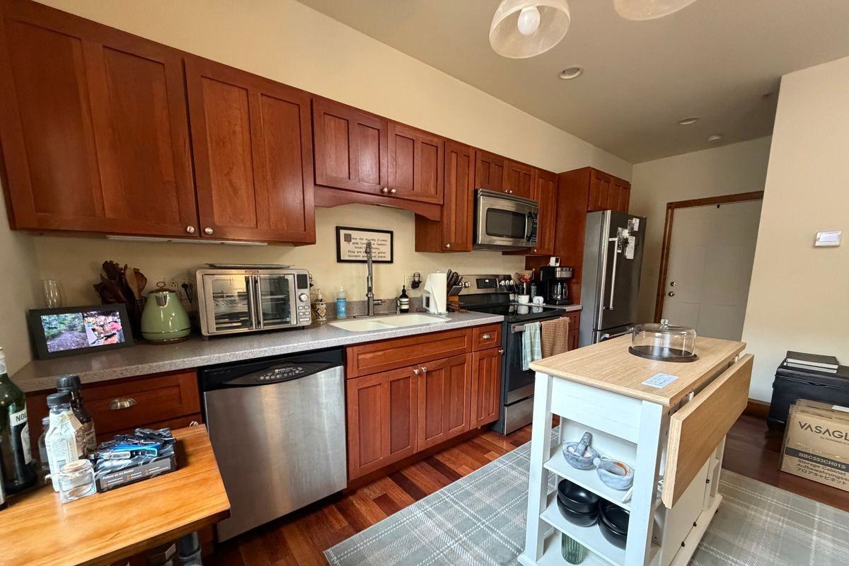 432 Broadway 25 - Photo 3 of 10