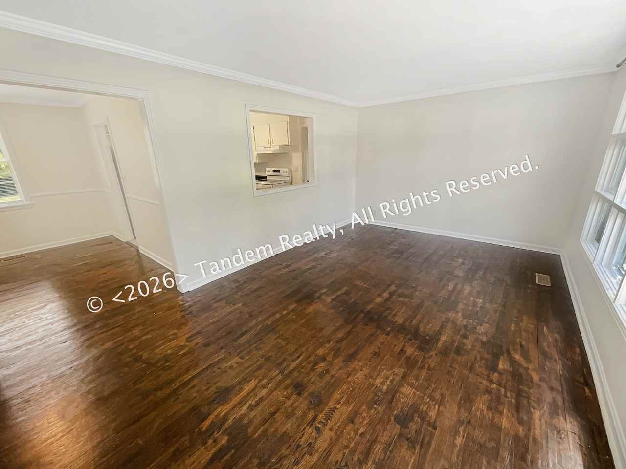 305 Browning Rd - Photo 3 of 20