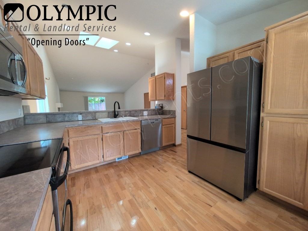 3328 Lady Fern Loop Nw - Photo 4 of 23