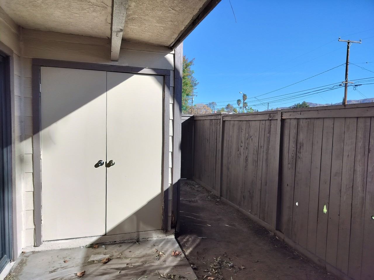 12215 Graham St #27 - Photo 6 of 10