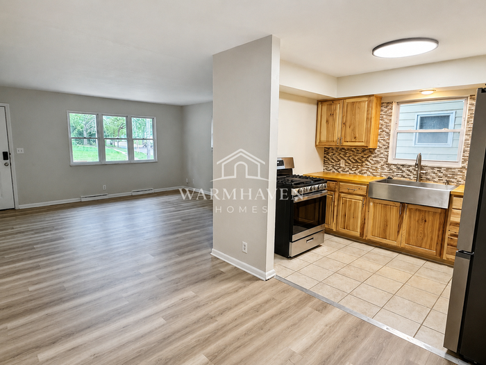 1273 Barcelona Dr - Photo 4 of 16