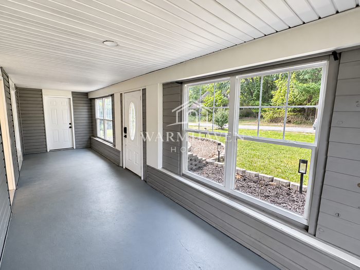 3679 Sanford Ave - Photo 2 of 21